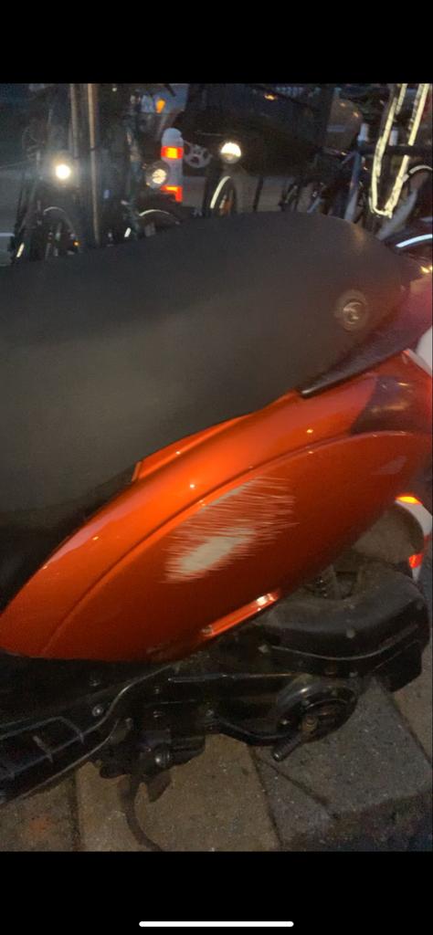Piaggio Zip 50cc 4t Oranje, Ophalen, Gebruikt, Maximaal 45 km/u, Zip