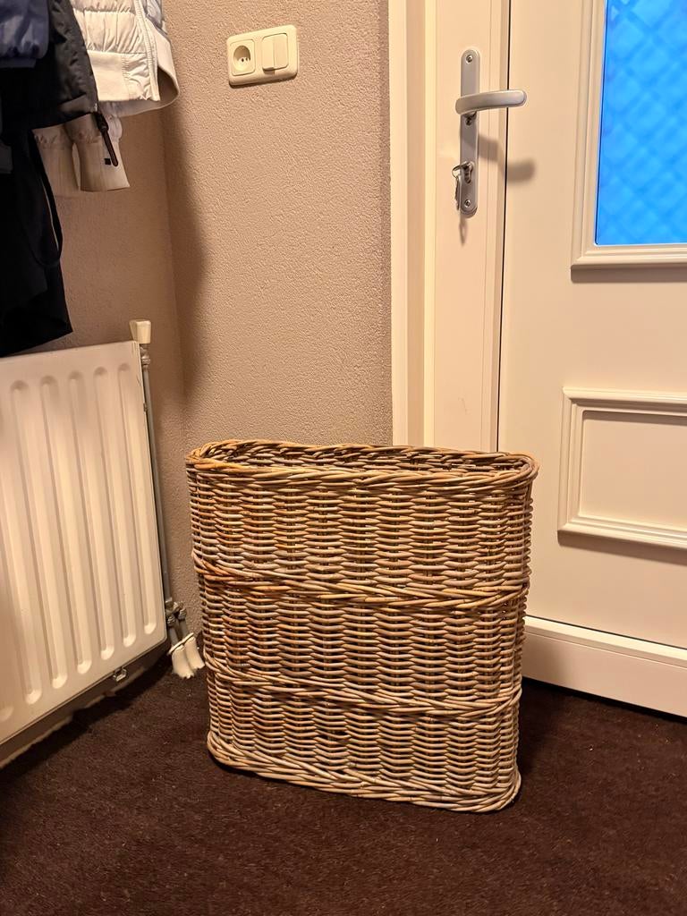 Rieten paraplubak of opbergmand, Ophalen of Verzenden, Gebruikt, Riet