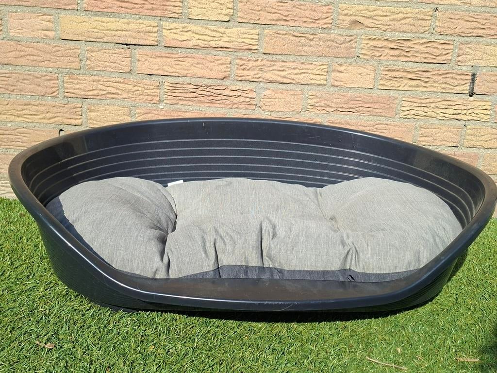 Ferplast Hondenmand -bed Plastic Deluxe + kussen - 82x59, Dieren en Toebehoren, Hondenmanden, Ophalen, Nieuw, Katoen