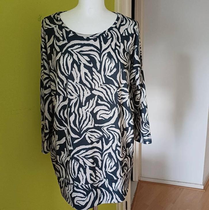 Mooie top van Zoso maat XL, Kleding | Dames, Tops, Zo goed als nieuw, Maat 46/48 (XL) of groter, Zwart, Lange mouw, Ophalen of Verzenden