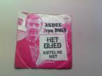 andre van duin - het olied / kietel me niet, Ophalen of Verzenden, Zo goed als nieuw, Overige formaten, Levenslied of Smartlap