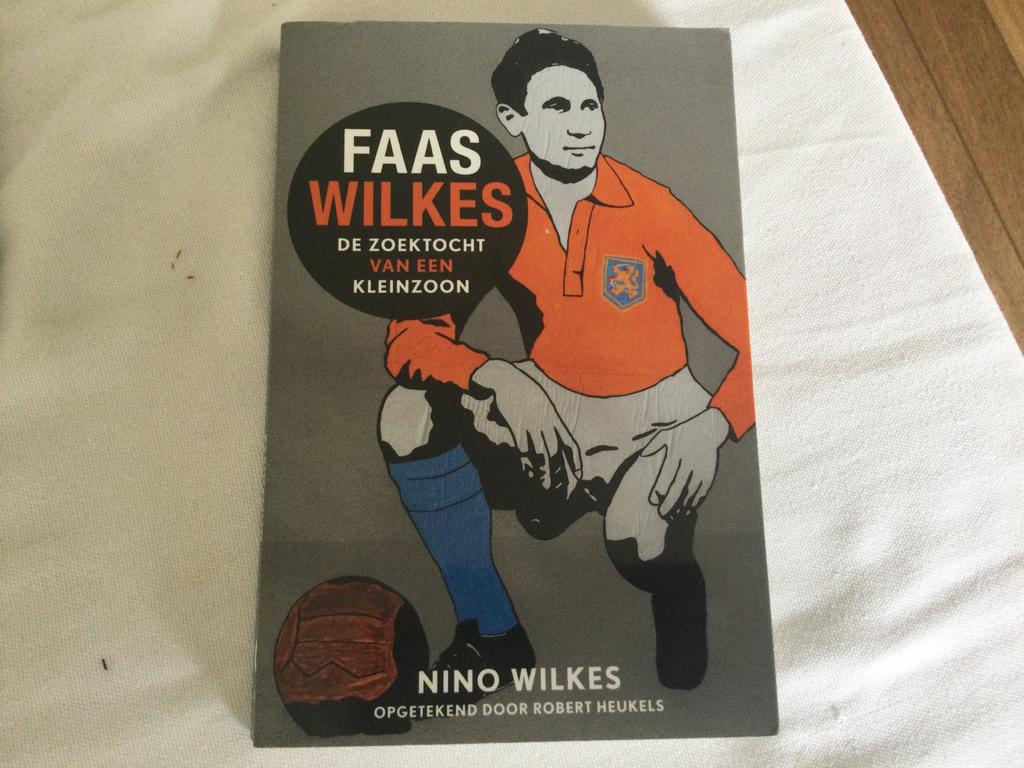 Nino Wilkes/Robert Heukels, Faas Wilkes, Ophalen of Verzenden, Zo goed als nieuw, Nino Wilkes/Robert Heukels, Balsport