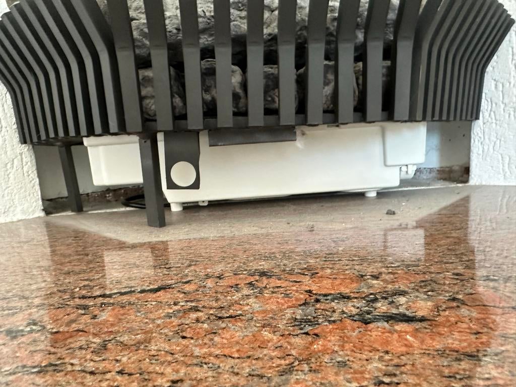 Elektrische haard met marmeren plateau, Ophalen, Gebruikt, Vrijstaande haard, Elektrische haard