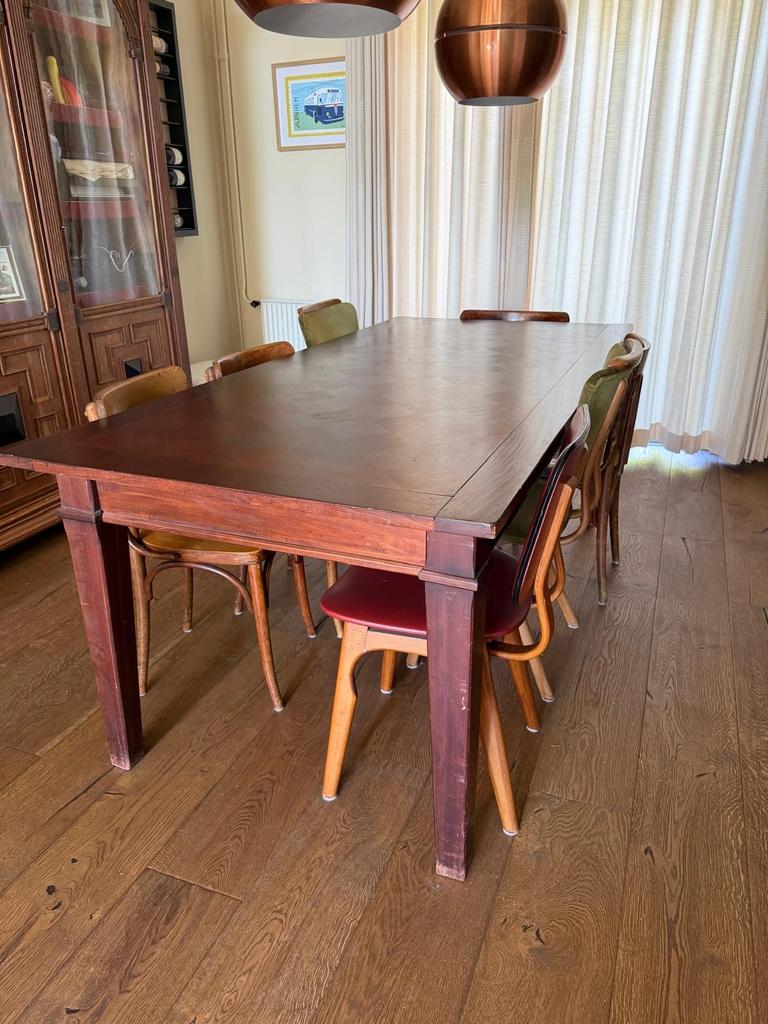 Grote houten eettafel - Klassiek design, Huis en Inrichting, Tafels | Eettafels, Ophalen, Gebruikt, 200 cm of meer, 50 tot 100 cm