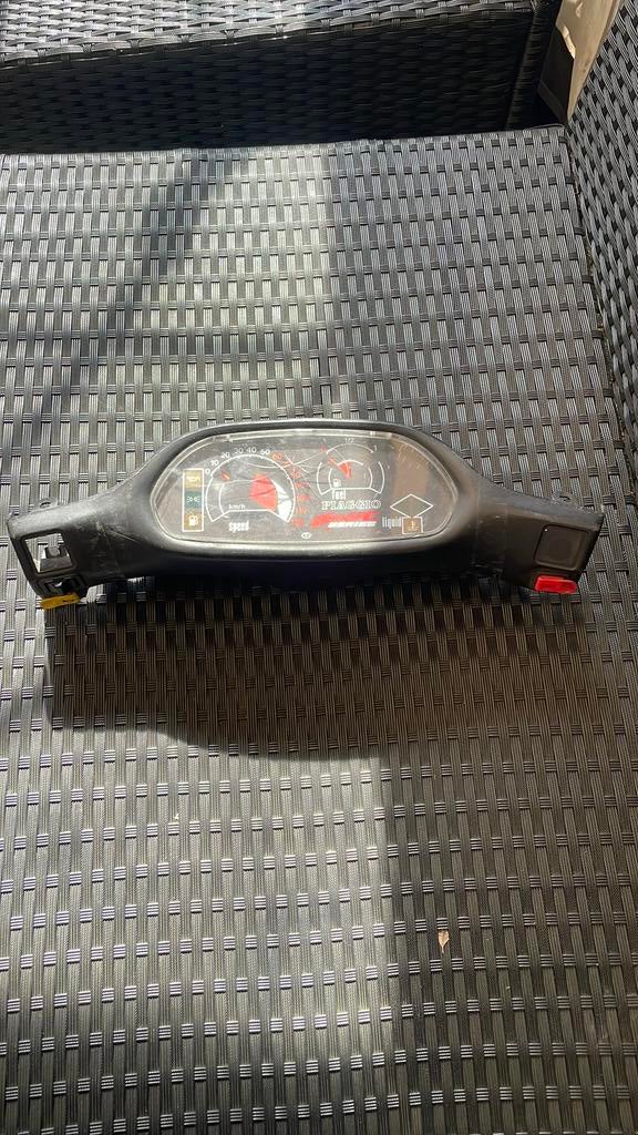 Typhoon teller, Ophalen of Verzenden, Zo goed als nieuw, Overige typen, Piaggio