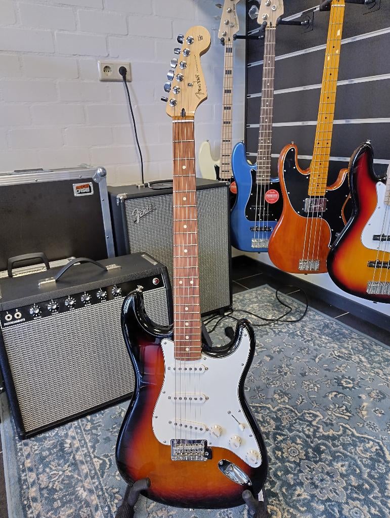 Fender Player Stratocaster Sunburst, Ophalen of Verzenden, Nieuw, Solid body, Fender
