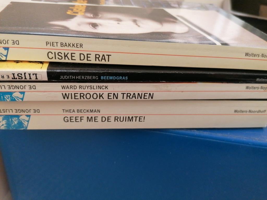 4 boeken  De Jonge Lijsters, Ophalen of Verzenden