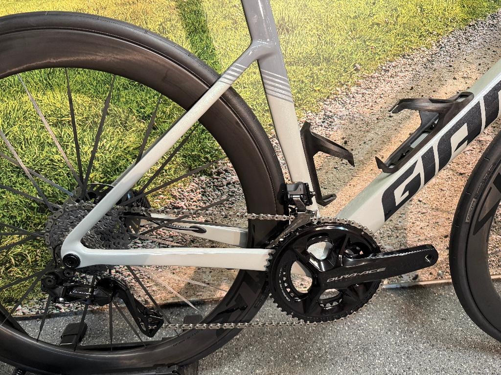 Giant Propel Advanced Pro DA ML 2027 Dura-Ace Di2 € 8.199,-, Ophalen, 28 inch, Carbon, Heren