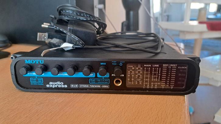 Moto Audio express UsB en FireWire audio interface, Audio, Tv en Foto, Professionele Audio-, Tv- en Video-apparatuur, Gebruikt