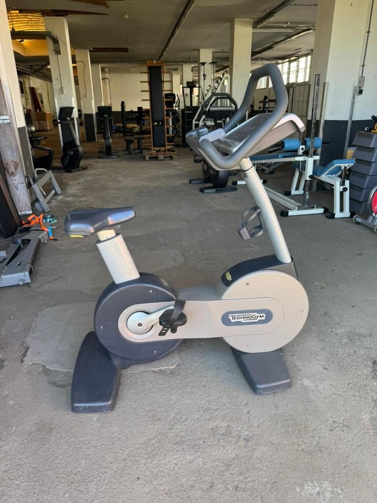 Technogym new bike excite, Ophalen, Technogym, -, -