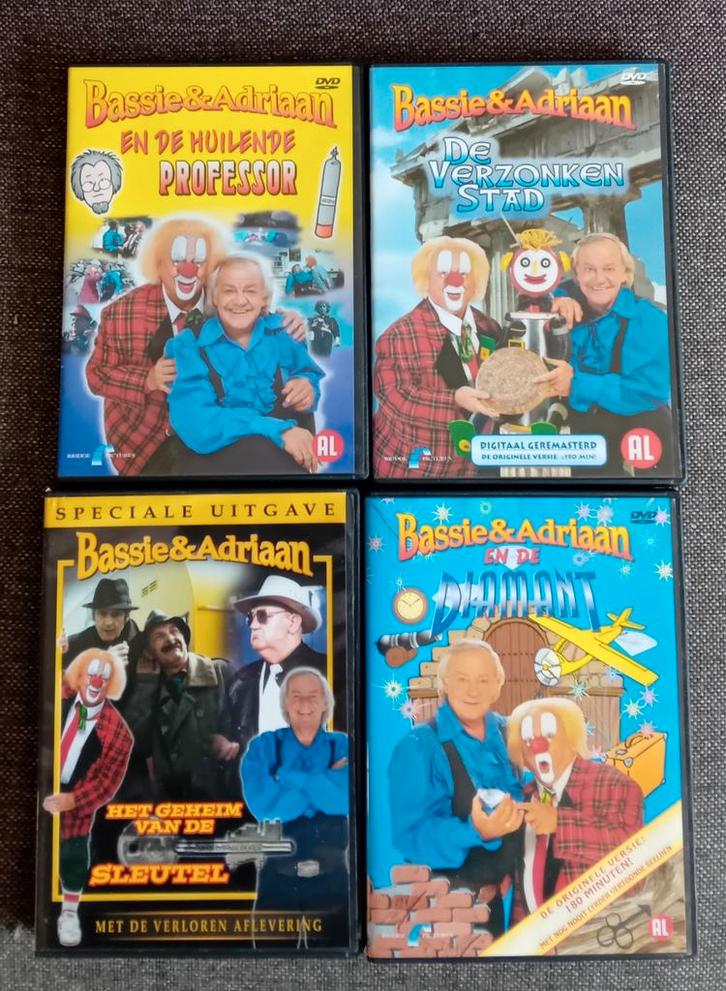 Bassie & Adriaan DVD's - 4 stuks, Cd's en Dvd's, Dvd's | Kinderen en Jeugd, Zo goed als nieuw, Alle leeftijden, Ophalen of Verzenden