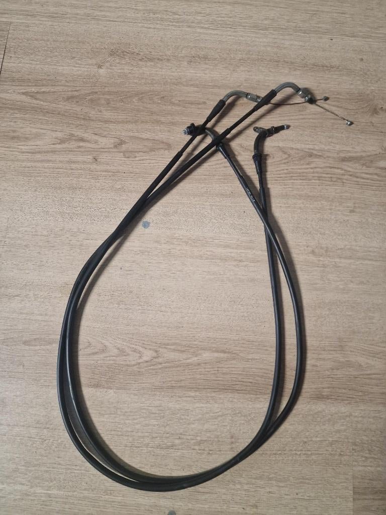 Suzuki Burgman AN400 2001 - 2002 gaskabels, Van Kleef motoren, Gebruikt, Dorsvloerweg 419, 2661MN Bergschenhoek, Ophalen of Verzenden