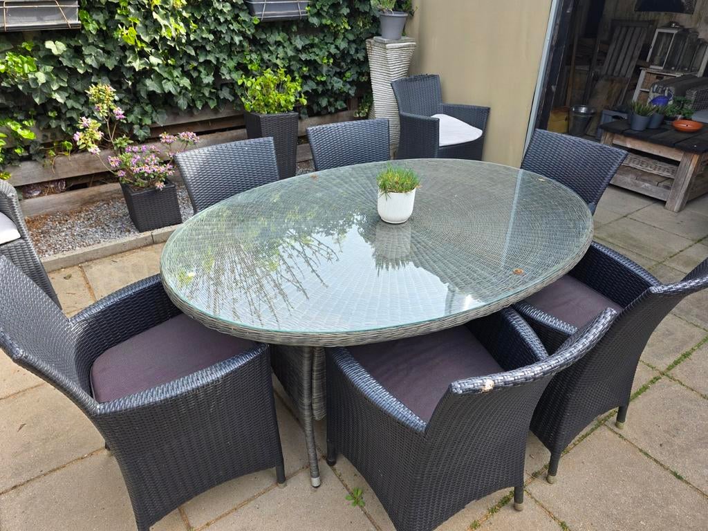 Wicker tuinset met glazen tafel en 8 stoelen, Tuin en Terras, Tuinsets en Loungesets, Gebruikt, Ophalen of Verzenden, 8 zitplaatsen