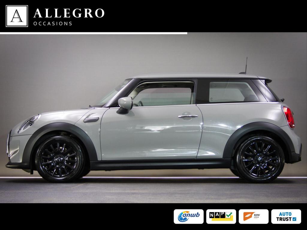 Mini One 1.5 Essential (UNION JACK LIGHTS, APPLE CARPLAY/AND, Voorwielaandrijving, Stof, Gebruikt, 4 stoelen