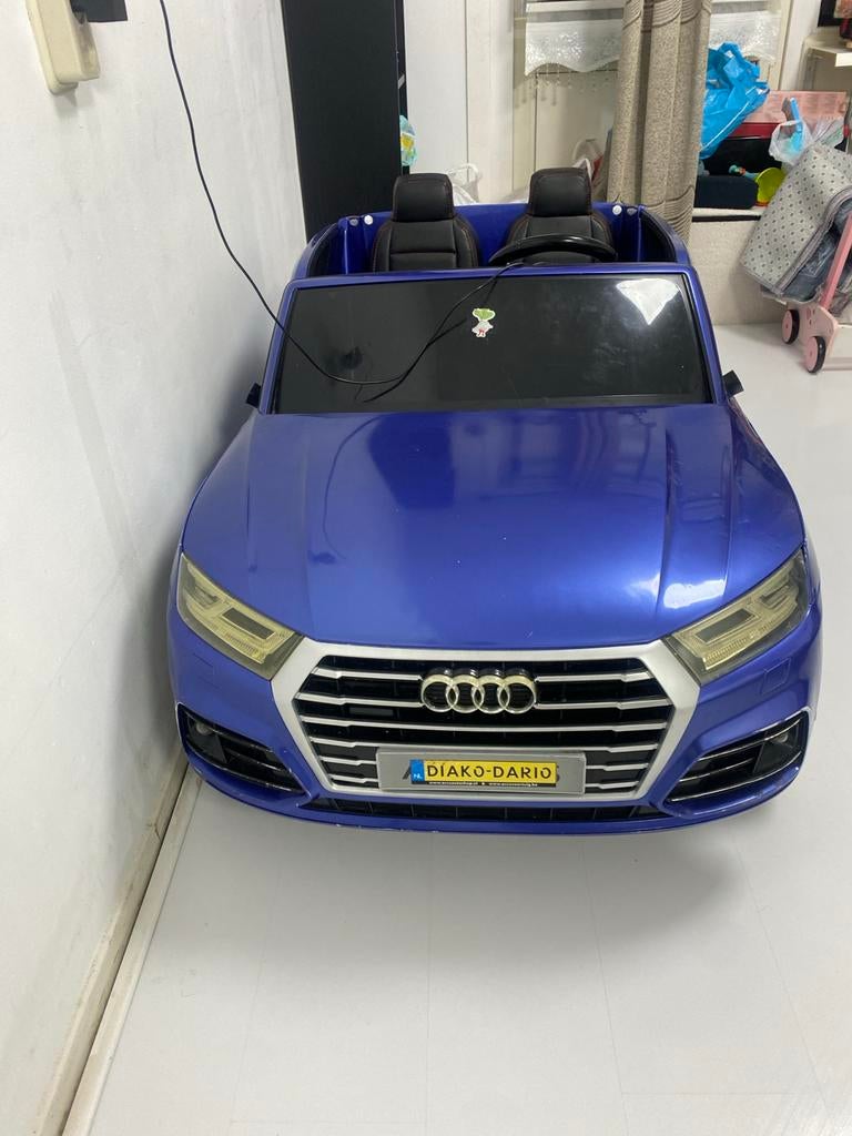 Blauwe Audi Q5 elektrische kinderauto, Ophalen, Gebruikt, Loopvoertuig