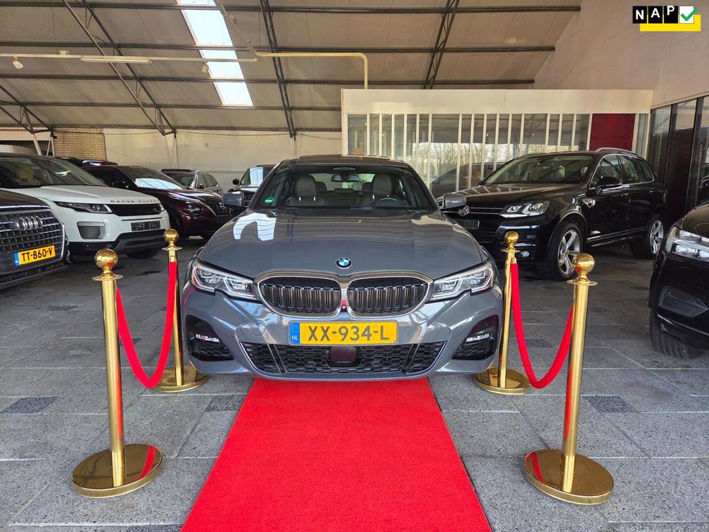 BMW 3-serie 320D M-SPORT NARDO PANO+, Automaat, Achterwielaandrijving, Euro 6, 23 km/l