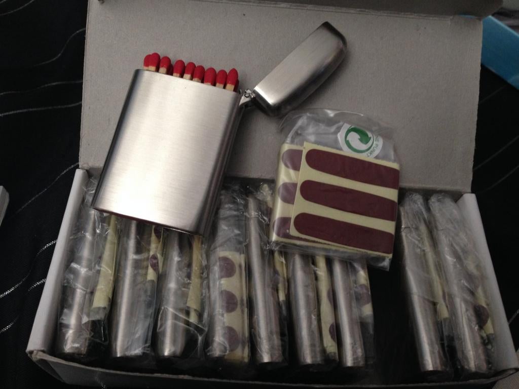 Partij luciferhouders gevuld+aanmaakstrip per 50 stuks 50.00, Ophalen of Verzenden, Nieuw