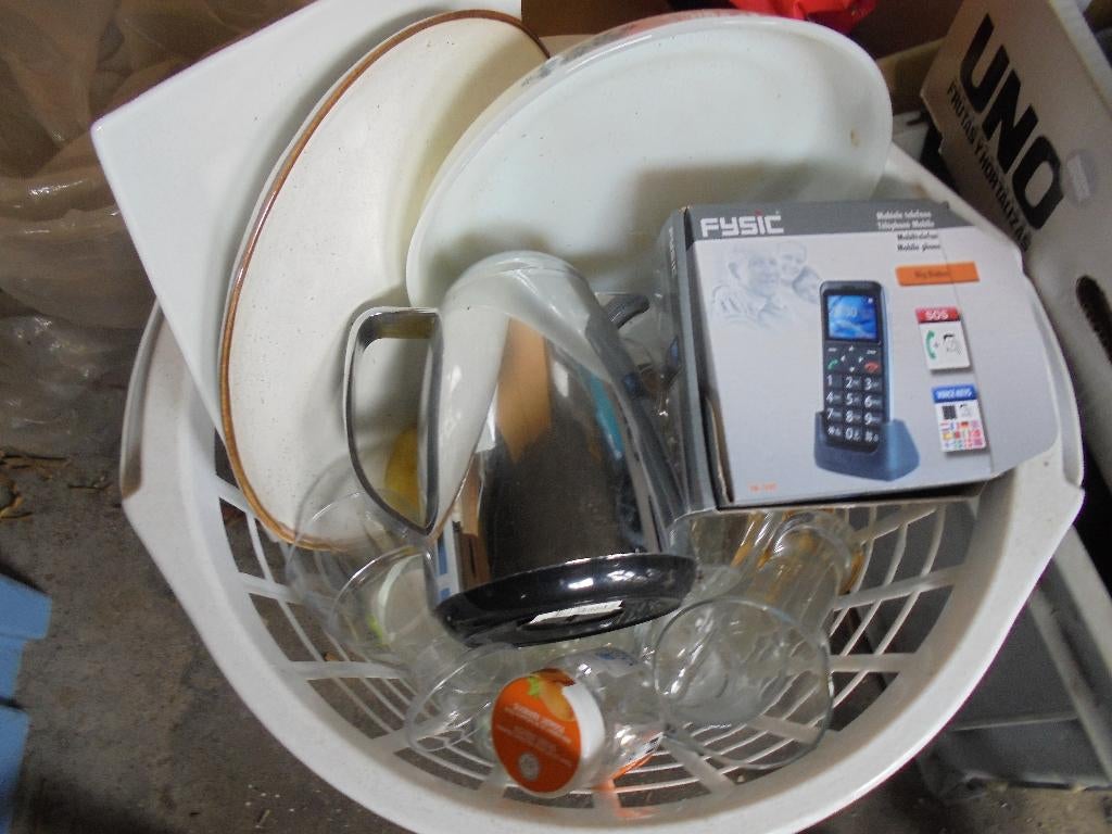 rommelmarkt spullen, Ophalen, Zo goed als nieuw