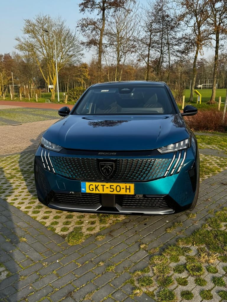 Peugeot 3008 EV 73 kWh 210pk 2024 Blauw, Auto's, Peugeot, Zwart, Blauw, Elektrisch, Particulier