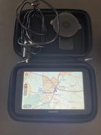 TomTom GO Classic Navigatiesysteem inclusief beschermhoes., Auto diversen, Autonavigatie, Ophalen of Verzenden, Zo goed als nieuw
