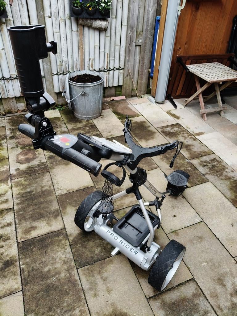 Te koop elektrische golf trolley met afstand bediening, Ophalen, Gebruikt, Golfkar, Overige merken