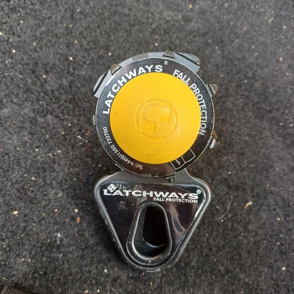 Latchways valbeveiliging, Ophalen of Verzenden