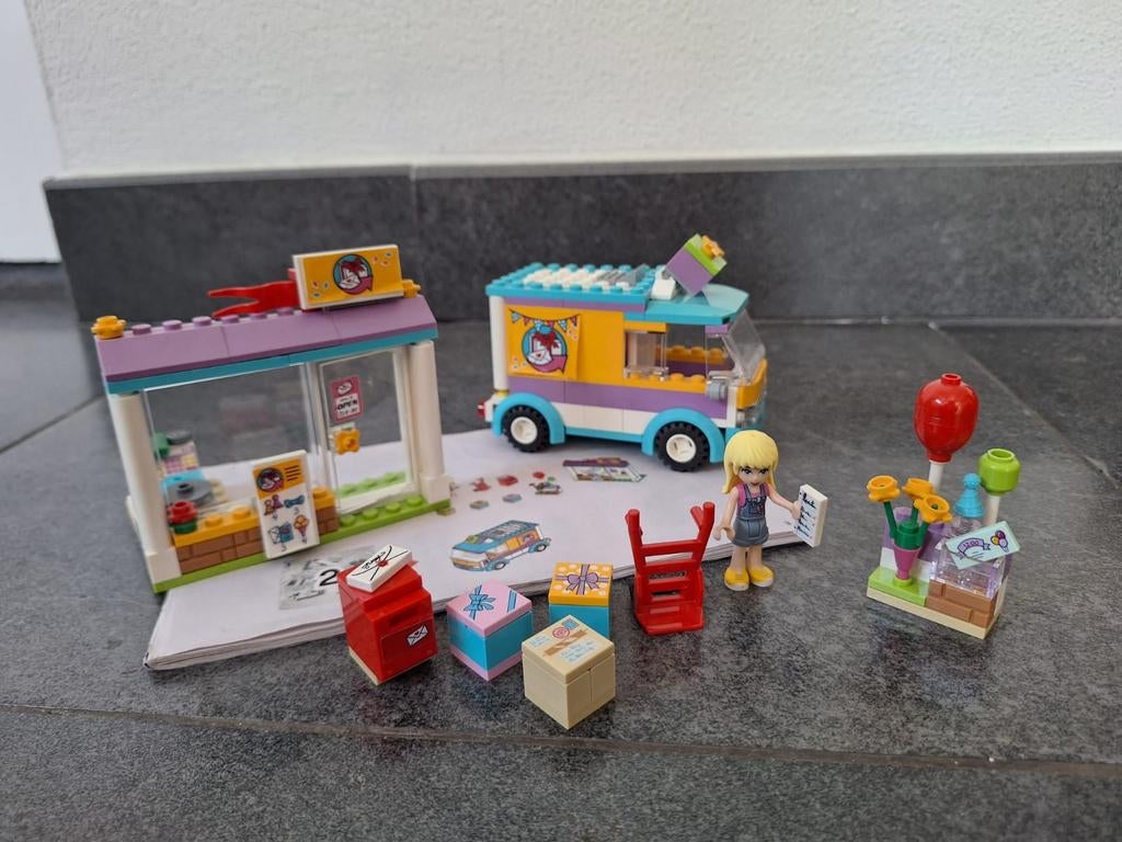 Lego Friends 41349 - Creative Tuning Shop (mist 1 raampje), Gebruikt, Lego, Friends, Ophalen of Verzenden