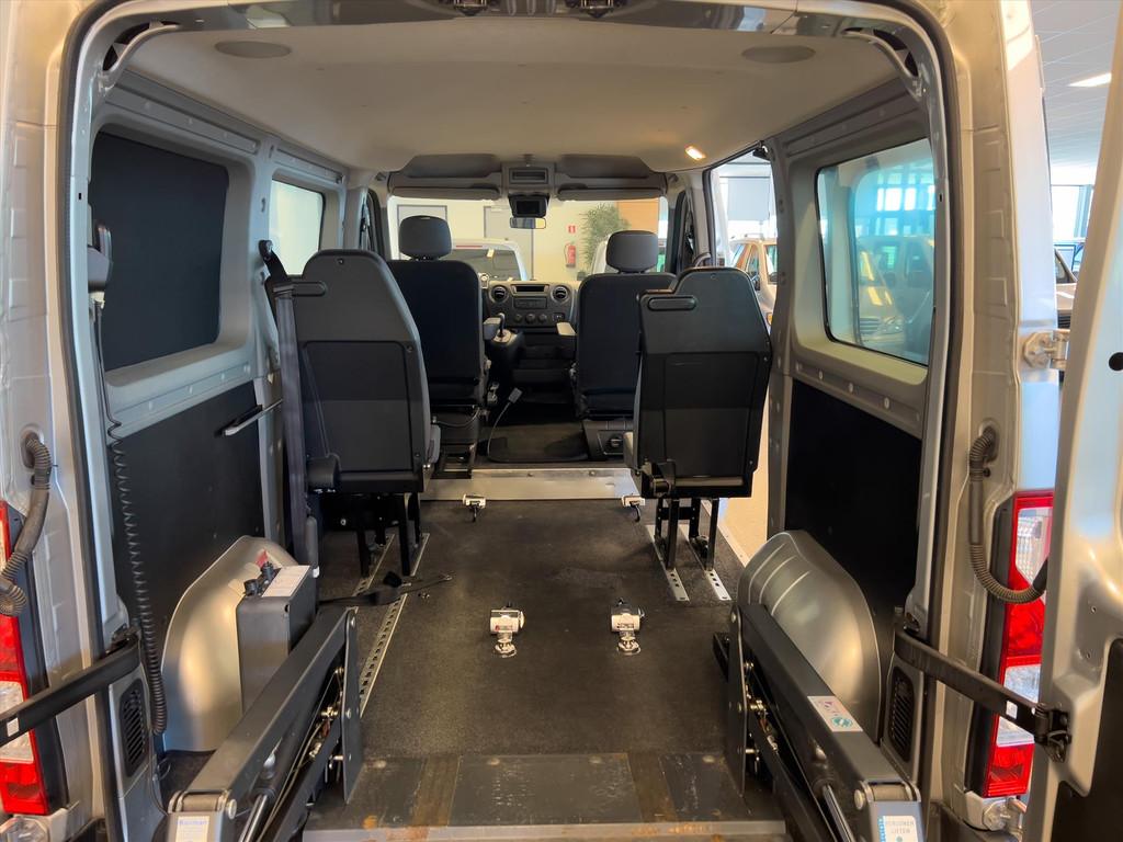 Opel Movano L1H1 Rolstoelbus Automaat, Auto's, Automaat, Gebruikt, Zwart, 4 cilinders