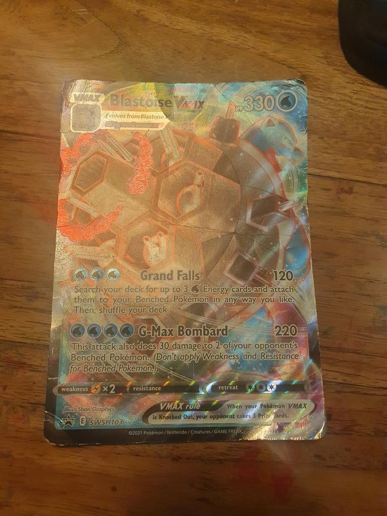 Blastoise Vmax met beschadiging, Ophalen, Gebruikt