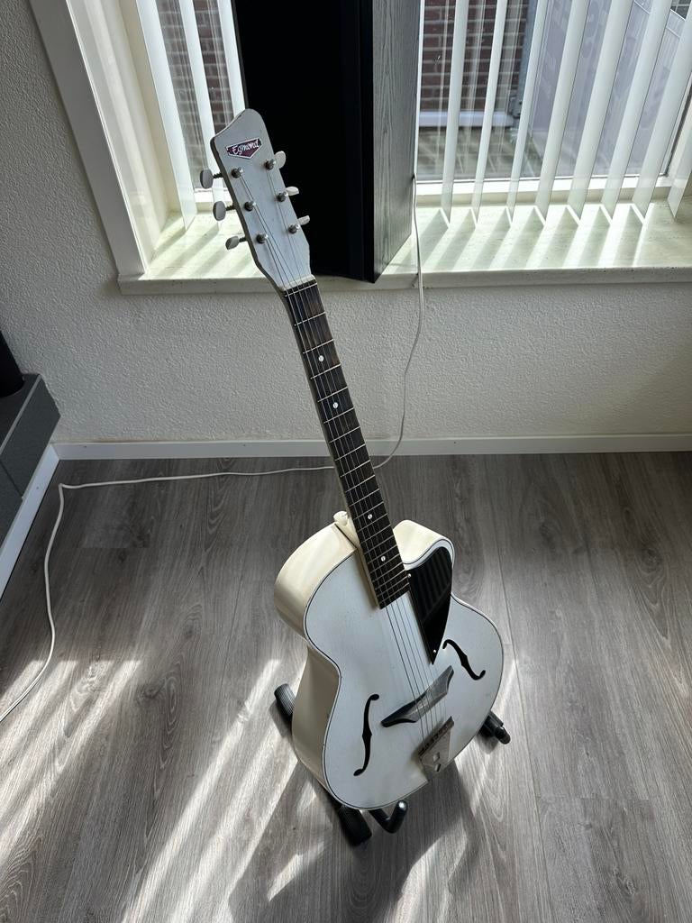 Vintage Egmond 113-5 CA Gitaar - “Lucky 7”, Muziek en Instrumenten, Ophalen of Verzenden, Gebruikt, Overige typen