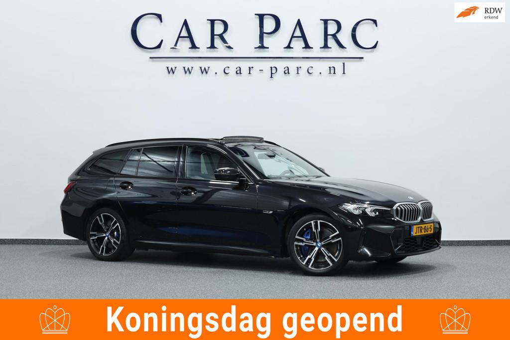 BMW 3-serie Touring 330e M Sport BTW/LED/VIRTUAL/SFEER/PANO/, Auto's, 1998 cc, Euro 6, 4 cilinders, Zwart
