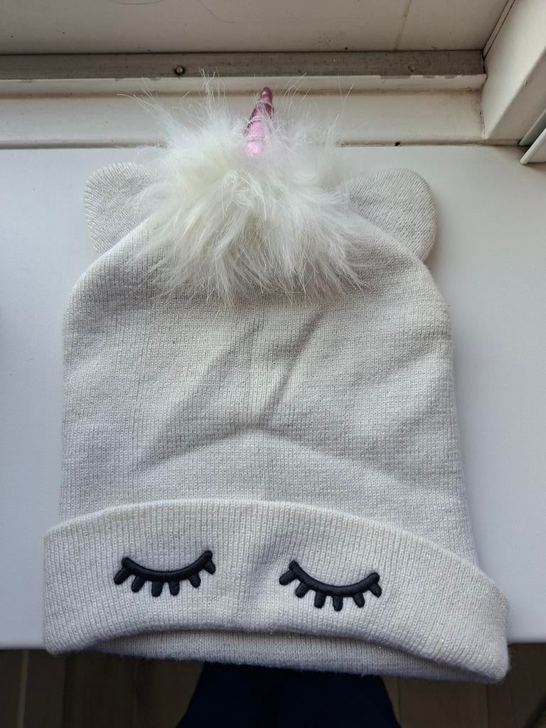 Eenhoorn Muts met Fluffy Bovenkant en Wimperdetails, Kinderen en Baby's, Babykleding | Mutsen, Sjaals en Wanten, Meisje, Nieuw