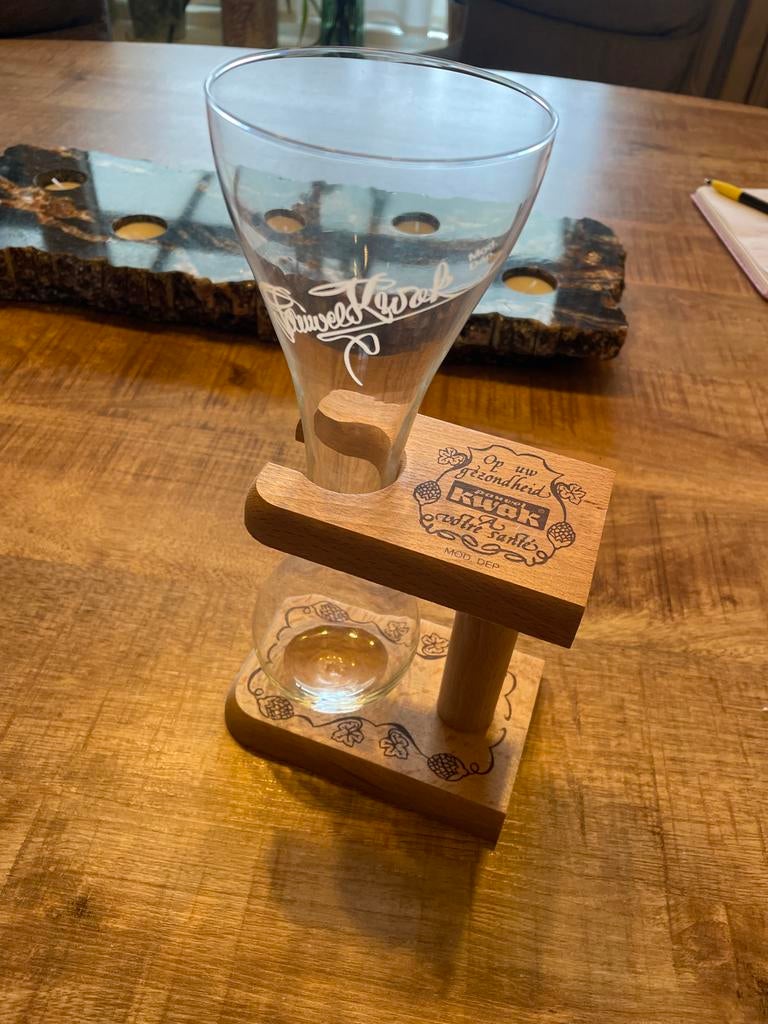 Origineel nieuw Kwak bierglas met houten houder, Ophalen, Nieuw, Glas, Glas of Glazen