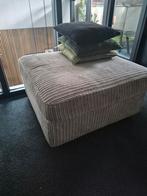 Grote vierkante poef / voetenbank / hocker, Huis en Inrichting, Ophalen, Vierkant, 75 tot 100 cm, Zo goed als nieuw