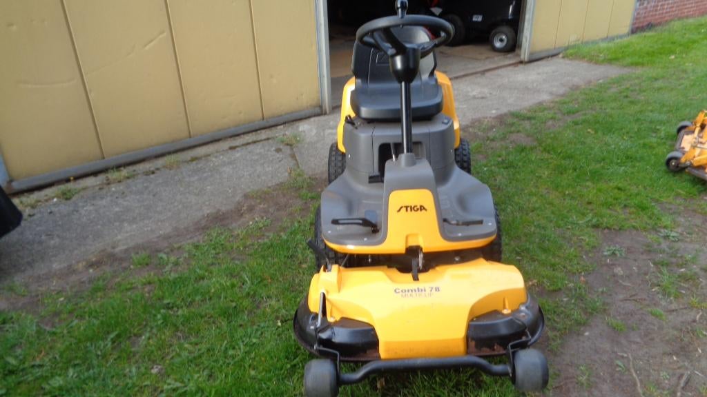 wegens inruil nette stiga park 320 hst, Ophalen, Gebruikt, Nederland, Stiga