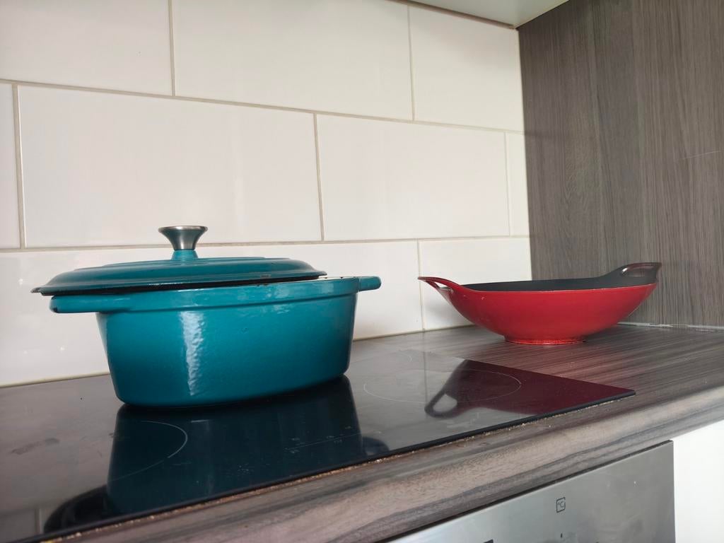 Gietijzeren wok en braad pannen., Huis en Inrichting, Keuken | Potten en Pannen, Ophalen of Verzenden, Gietijzer, Wok