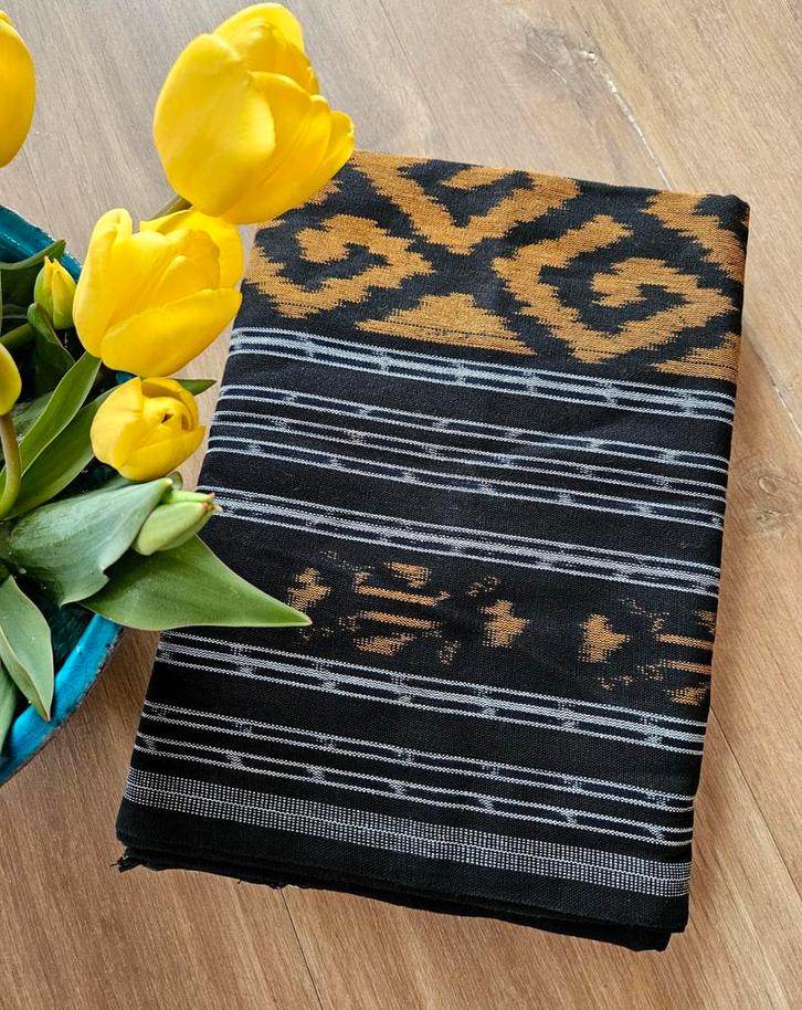 Handgeweven Ikat uit Indonesië #0096 (Reject), Hobby en Vrije tijd, Stoffen en Lappen, Nieuw, Katoen, 30 tot 120 cm, 200 cm of meer