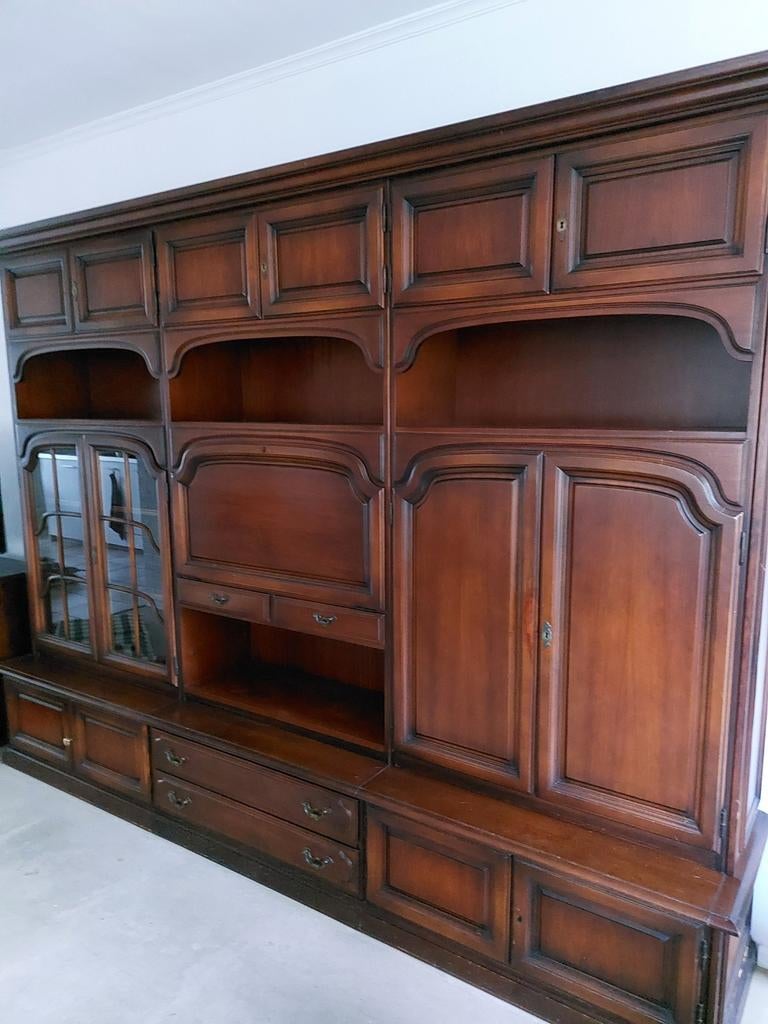 Klassieke kersenhouten wandmeubel, Ophalen, 250 tot 300 cm, Gebruikt, Met deur(en)