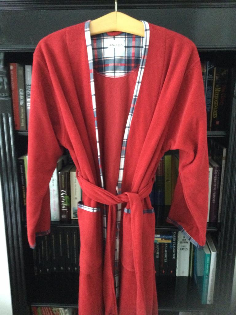 Nieuwe ringella badjas mt 40, Kleding | Dames, Ophalen of Verzenden, Zo goed als nieuw, Maat 38/40 (M)
