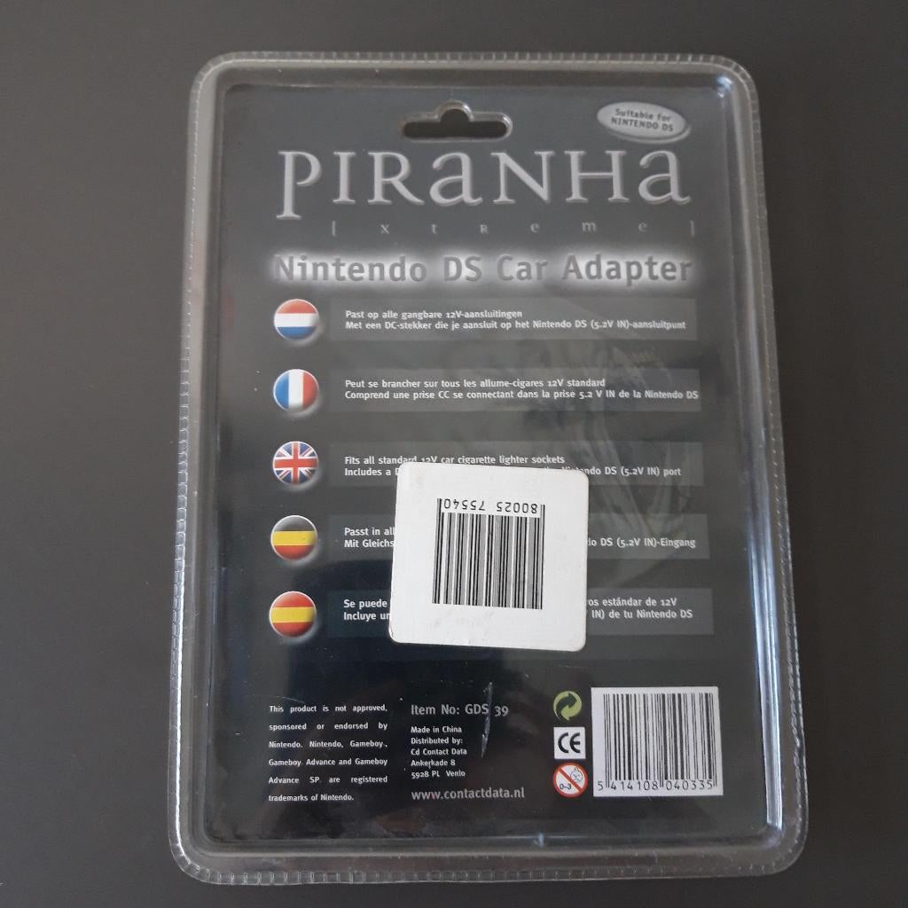 Piranha Nintendo DS auto oplader adapter nieuw in verpakking, Spelcomputers en Games, Ophalen of Verzenden, Nieuw, DS Lite, Accu of Oplader