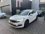 DS 4 Crossback 1.2 PureTech Business Trekhaak Airco Navi NAP, Auto's, DS, Gebruikt, 1199 cc, Leder en Stof, Wit
