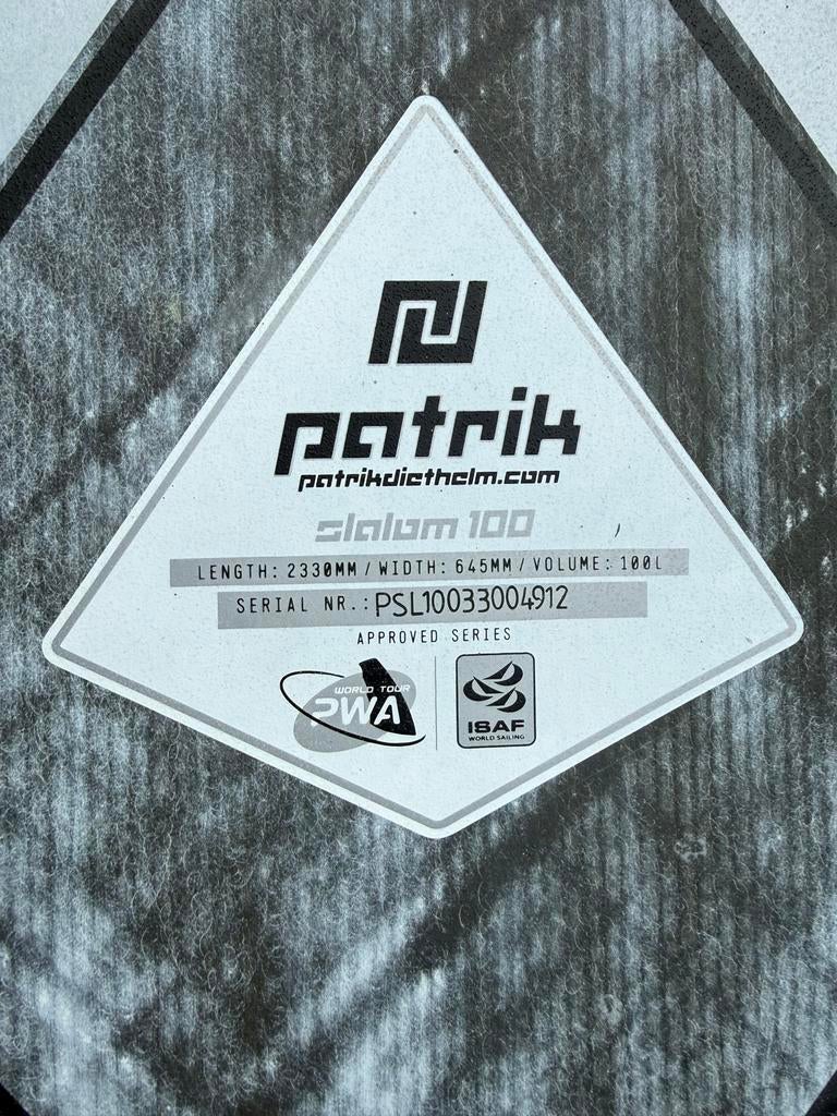 Patrik Diethelm Slalom 100 windsurfboard, Watersport en Boten, Windsurfen, Minder dan 250 cm, Ophalen of Verzenden, Plank, Gebruikt