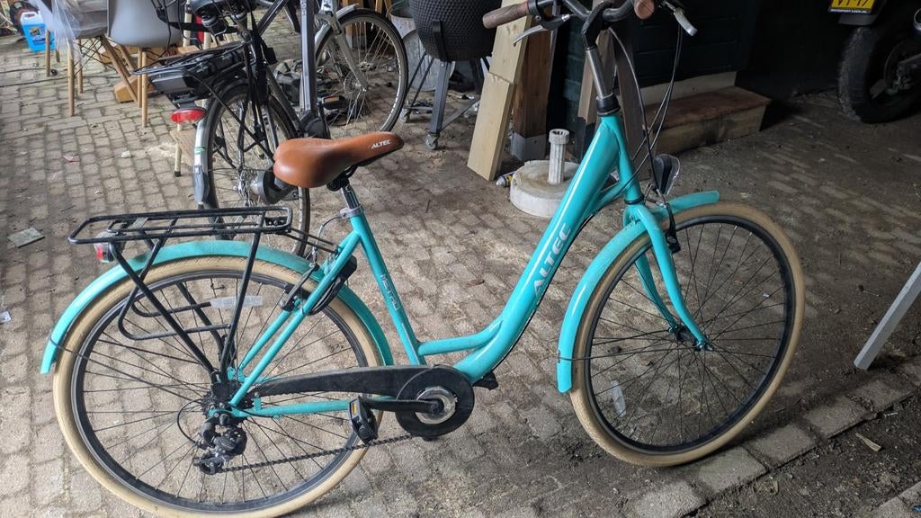 Dames fiets, Fietsen en Brommers, Ophalen, Zo goed als nieuw, Versnellingen