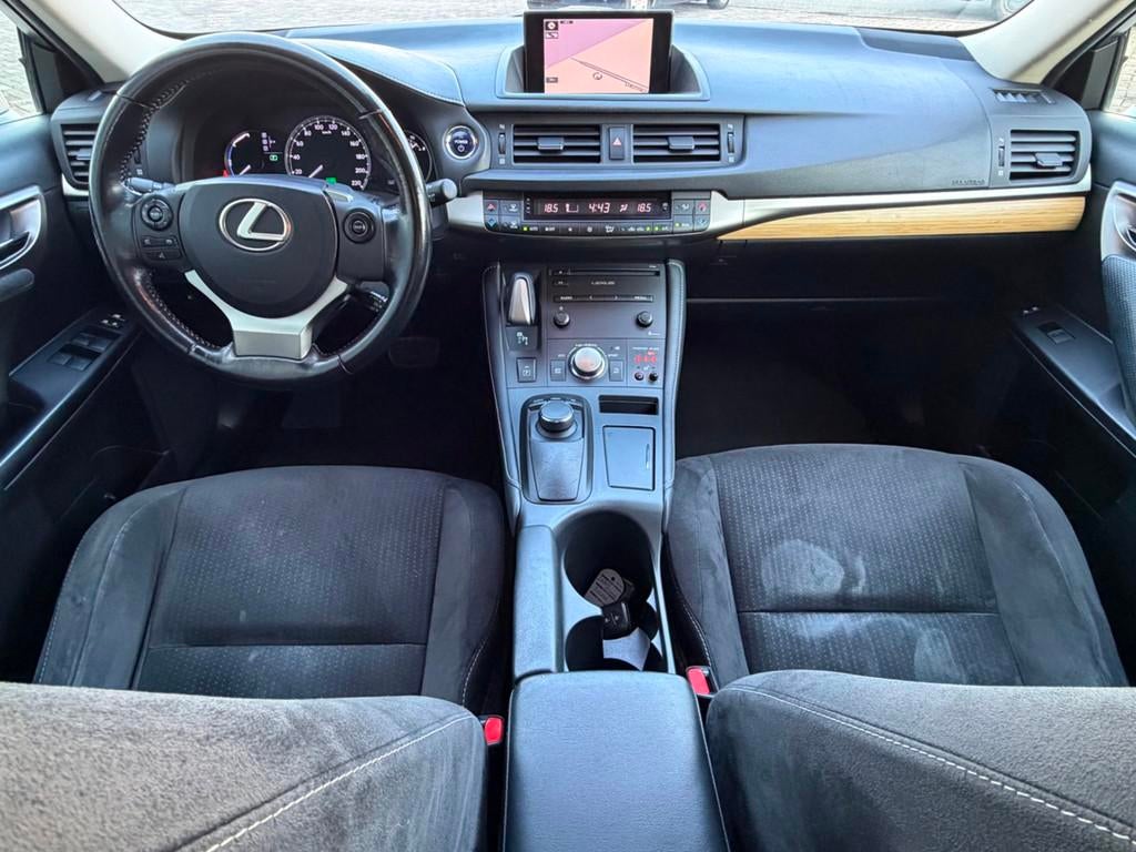 Lexus CT 200h 25th Edition, NAP, Camera, Navi, Auto's, Lexus, 1345 kg, 28 km/l, Gebruikt, 4 cilinders