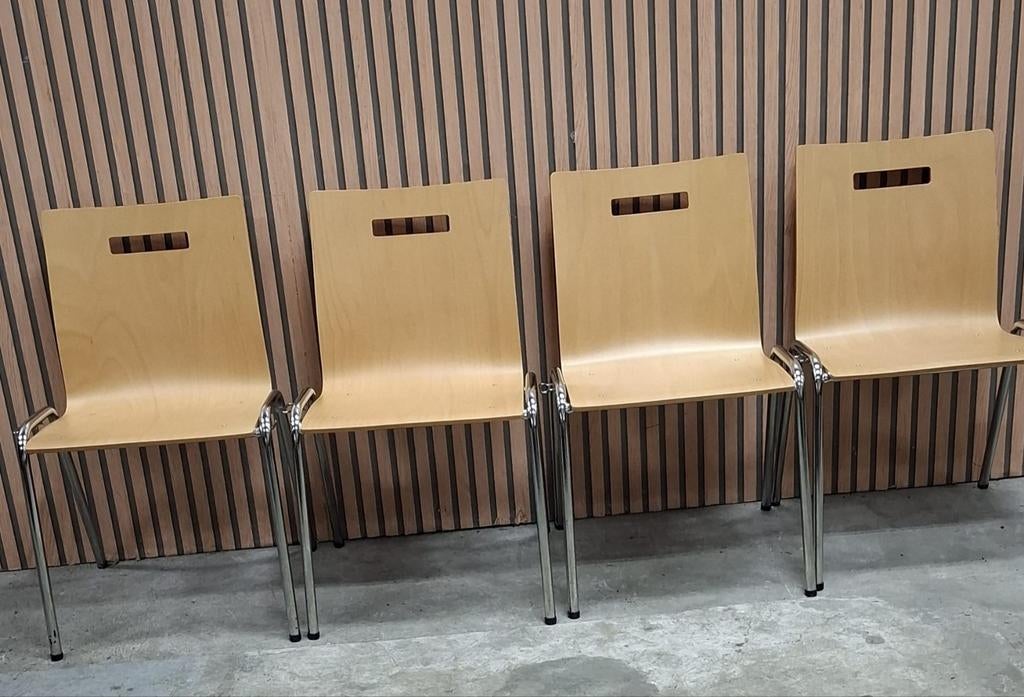 20 x Vergaderstoelen hout kantine horeca zaal stoelen cafe, Bruin, Ophalen of Verzenden, Zo goed als nieuw, Vijf, Zes of meer stoelen