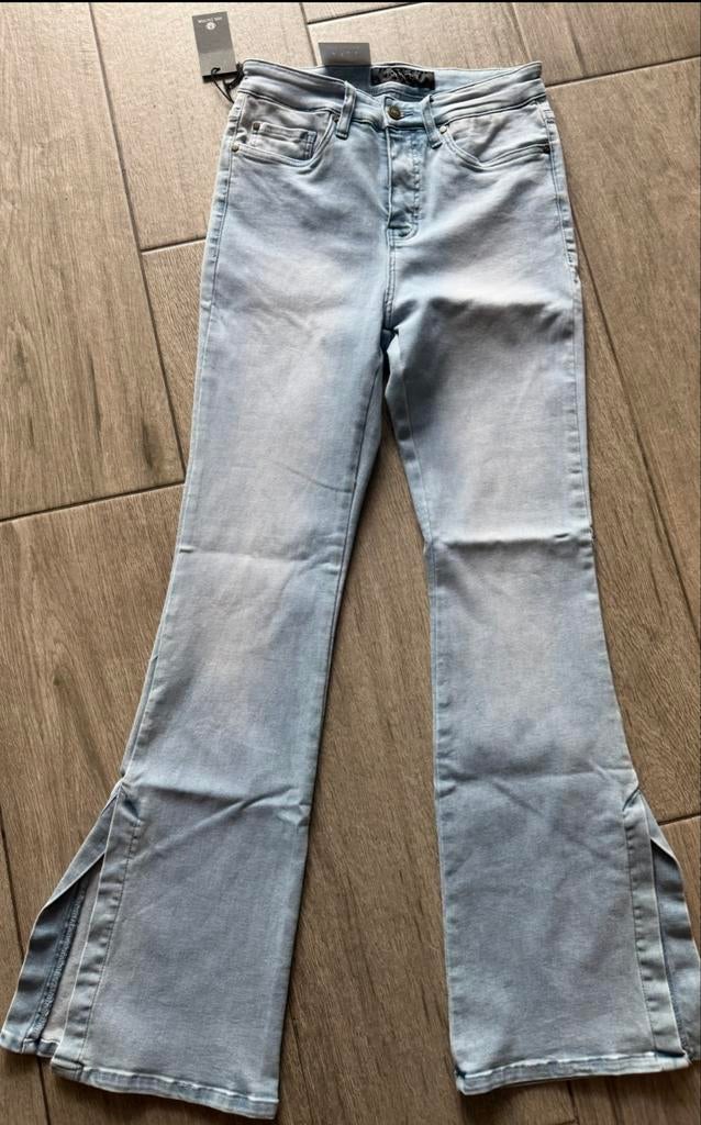 Foxfactor flared jeans met split - Nieuw met kaartjes, Kleding | Dames, Spijkerbroeken en Jeans, Verzenden, Nieuw, Blauw, Overige jeansmaten