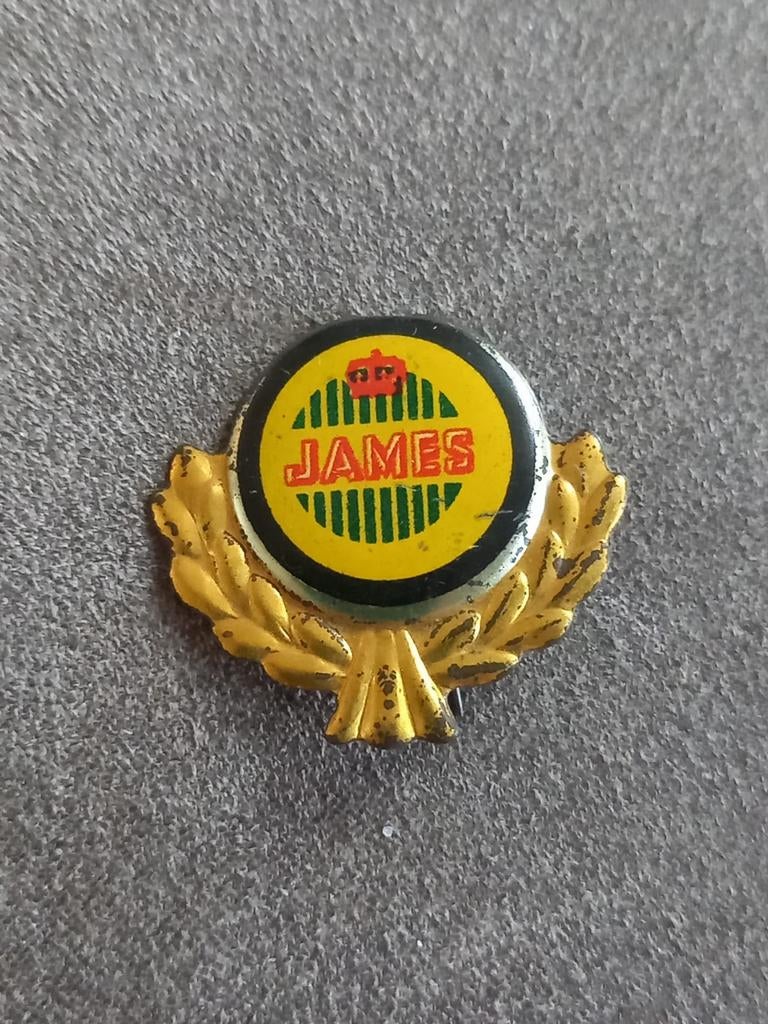 Speldje James 
(Motor-Car Great Britain), Ophalen of Verzenden, Gebruikt