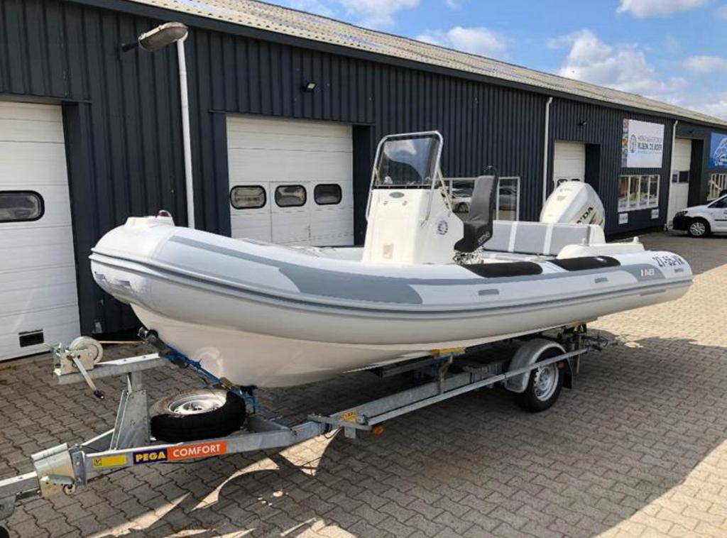 Rib Boot AB Inflatables - 150pk Honda Buitenboordmotor, Watersport en Boten, Rubberboten, Gebruikt, 120 tot 200 pk, Benzine, Overige materialen