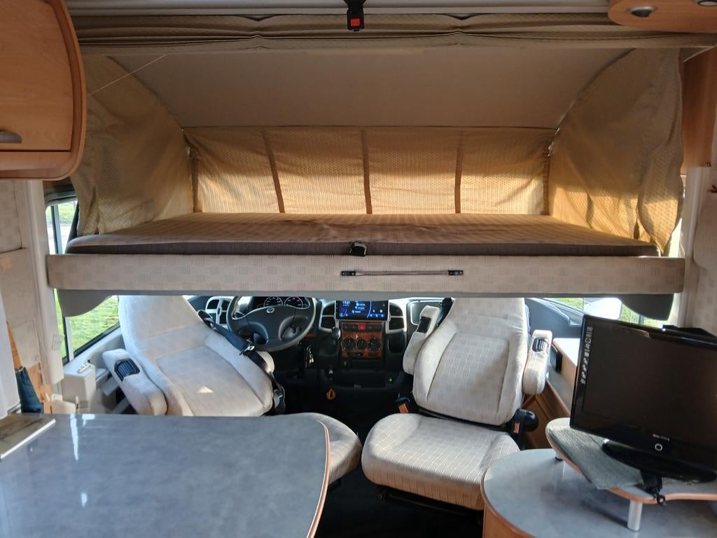 Caravans And Camping Burstner