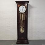 Howard Miller 610-686 Mansfield Ambassador staand horloge, Antiek en Kunst, Ophalen